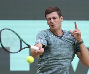 Hubert Hurkacz wygrywa pierwszy singlowy turniej w tym sezonie! Polak rozbił lidera światowego rankingu w finale