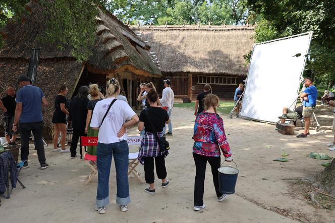 W Muzeum Wsi Lubelskiej w Lublinie trwają zdjęcia do filmu  pt. „Zegar” 