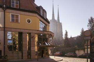 Hotel im. Jana Pawła II we Wrocławiu