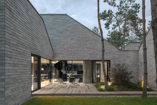 Życie w Architekturze 2025. Dom Wieloczłonowy. PL.ARCHITEKCI, architekci Bartłomiej Bajon, Katarzyna Cynka – Bajon i Bartosz Stanek