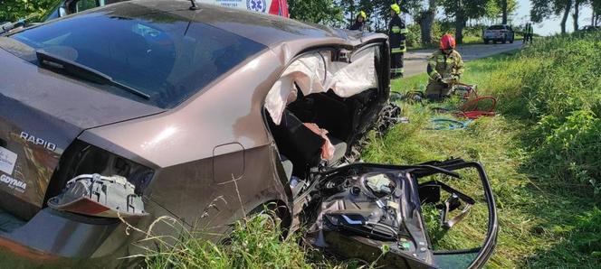 Poważny wypadek w Warmińsko-Mazurskiem. Dwie osoby ranne