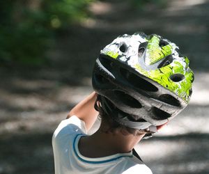 Kask może uratować życie! Warto go nosić. Apeluje Stowarzyszenie Kask Jest Cool z Kalisza 