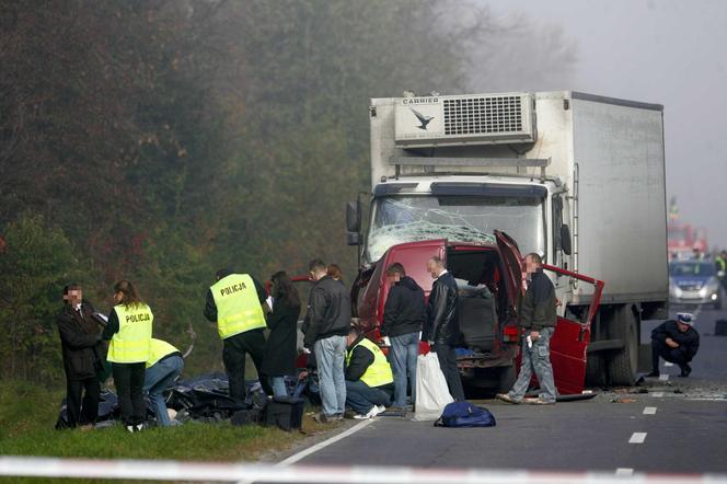 Mazowieckie drogi śmierci. Tylko w tych trzech wypadkach życie straciło aż 21 osób