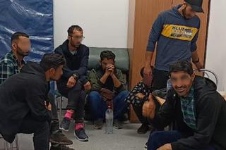 Białoruski przemytnik ludzi zatrzymany. Busem wiózł 8 Afgańczyków  