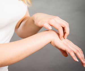 Mięczak zakaźny u dzieci i dorosłych - przyczyny, objawy i leczenie
