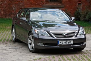 Lexus LS 460