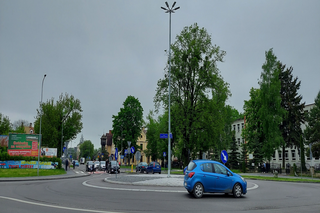 Zamojskie rondo przy II LO zostało nazwane imieniem zasłużonego mieszkańca Zamościa