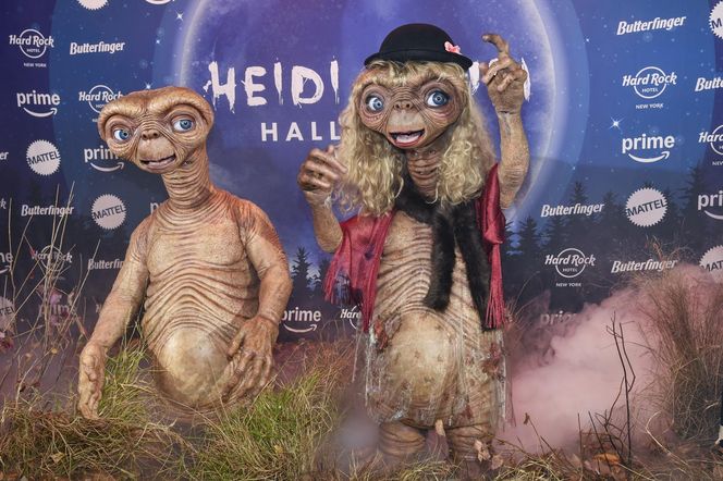 Oto przebrania gwiazd na Halloween! Ona przebrała się bez ubrań! a Heidi Klum za E.T.