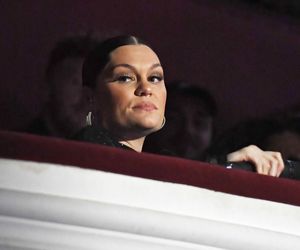 Rak jest do bani. Znana piosenkarka usłyszała przerażającą diagnozę