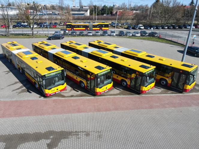 Nowe mercedesy MPK kursują już po Łodzi