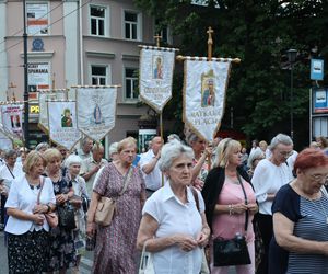 76. rocznica Cudu Lubelskiego. Procesja różańcowa w centrum Lublina