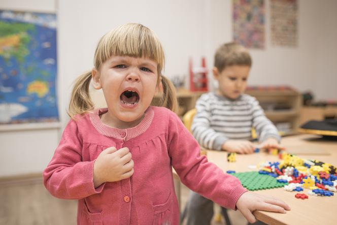 Pedagożka wyjaśnia, kiedy warto wdrożyć strategię stopniowego wydłużania czasu pobytu dziecka w przedszkolu