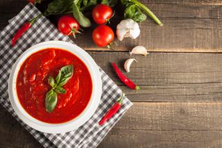 Fenomenalna zupa z papryki i pomidorów - po prostu pycha!