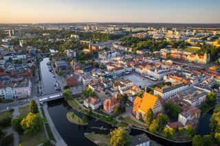 To najładniejsze miasta w Polsce. Na podium Polska Wenecja i nadbałtycki klejnot