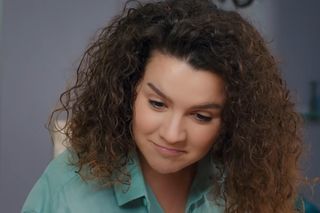 Melis ucieka i śpi w ramionach Egego