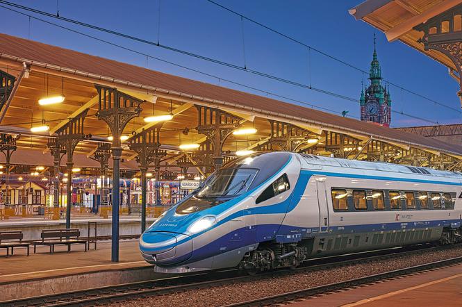 Polacy lubią podróże z PKP Intercity