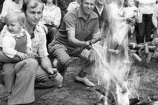 Wakacje w PRL. Ośrodki zakładowe, kurorty nad Bałtykiem, pod namiotem, na koloniach