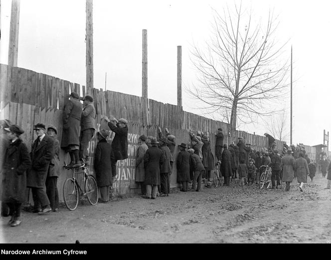 Zielone trybuny przy boisku Towarzystwa Sportowego Wisła Kraków, 1929 rok