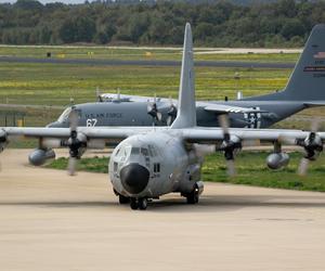 Samolot transportowy C-130H Hercules