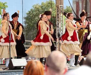 Piknik patriotyczny i koncert „Polskie Tańce Narodowe i Regionalne” na pl. Litewskim w Lublinie