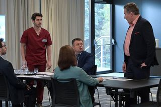 Pierwsza miłość, odcinek 3968: Kacper odejdzie z pracy po wyrzuceniu Marysi? W klinice wybuchnie bunt - ZDJĘCIA