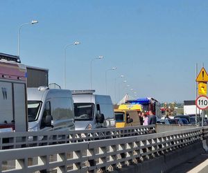 Śmiertelny wypadek na autostradzie A4 w Zabrzu. Droga jest zupełnie zablokowana