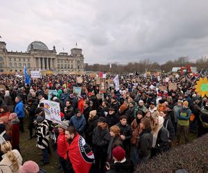 Chaos w Niemczech. 700 tysięcy osób wyszło na ulice! 