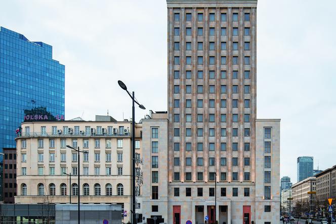 Hotel Warszawa: w poszukiwaniu nowej tożsamości przedwojennego wieżowca 
