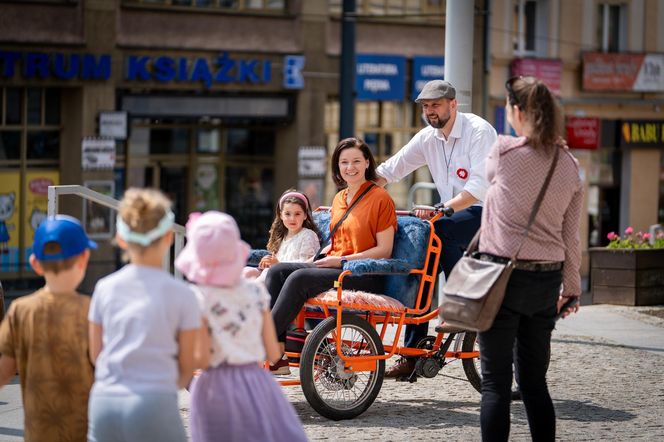 Tłumy na Starym Mieście w Olsztynie. Tak mieszkańcy świętowali Dzień Dziecka