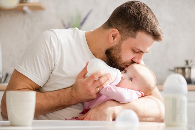 Zostawiłam niemowlę pod opieką męża i usłyszałam pytanie, czy się nie bałam