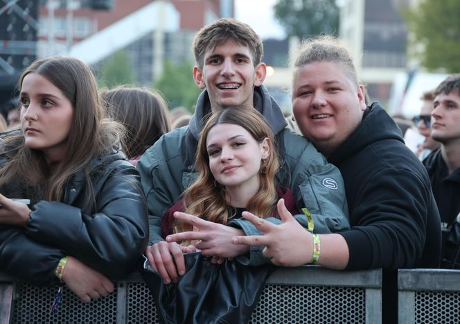 Tłum studentów bawił się pierwszego dnia Juwenaliów Politechniki Lubelskiej 2025