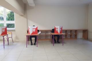 Tak wyglądają wybory 2023 w Białymstoku. Mieszkańcy woj. podlaskiego ruszyli na głosowanie [ZDJĘCIA] 