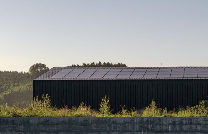 Siedziba i salon wystawowy firmy Janošík