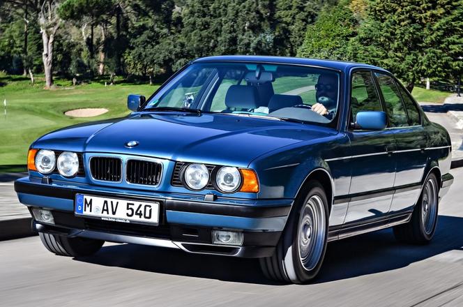 BMW 540i (E34)