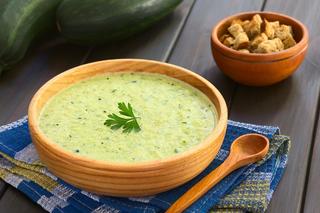 Zielona zupa z cukinii i rukwi wodnej - nieoczywiste połączenie, znakomity smak