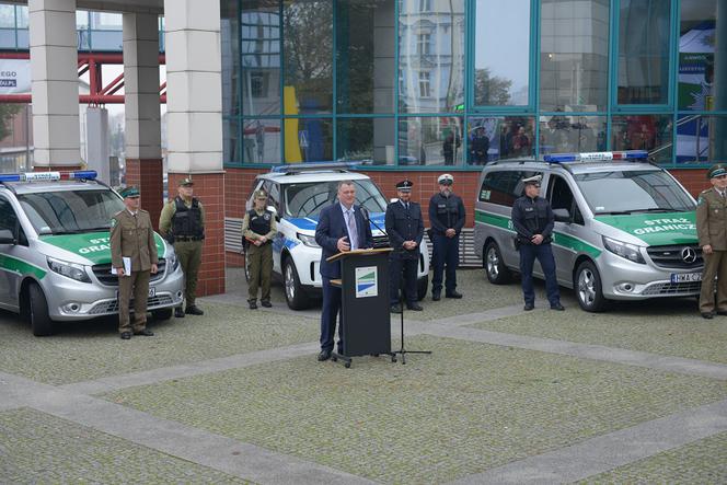 Nowe samochody Straży Granicznej