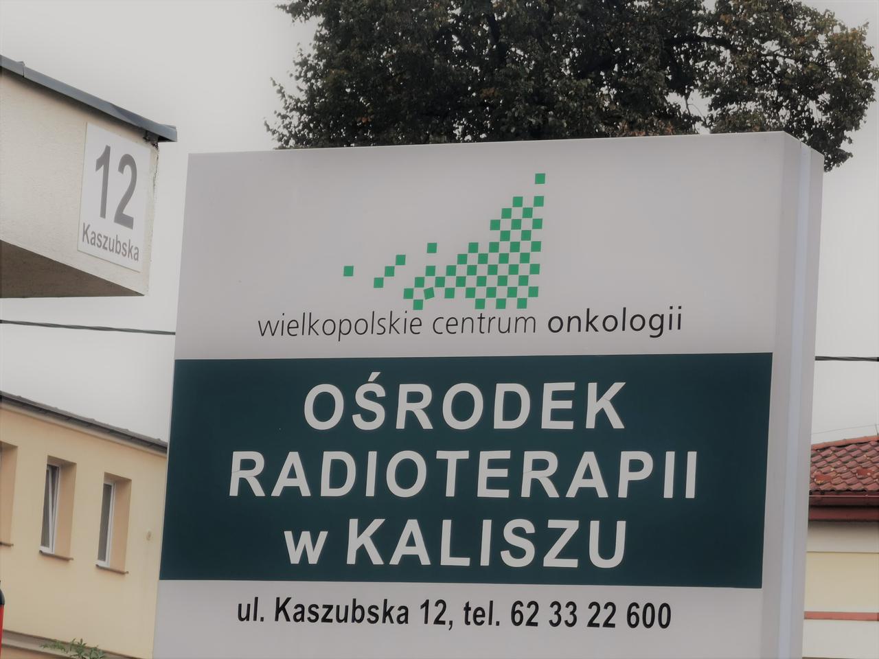 Październik miesiącem świadomości raka piersi. Warto zbadać swoje piersi!