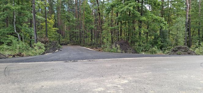Remont drogi Tychów Stary - Starachowice (październik 2025)