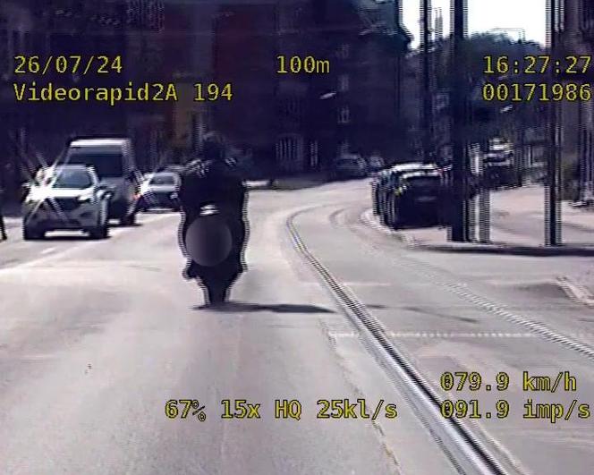 Rekordzista z Chorzowa. Jadąc motocyklem w kilkanaście minut zebrał 346 punktów karnych jadąc na 