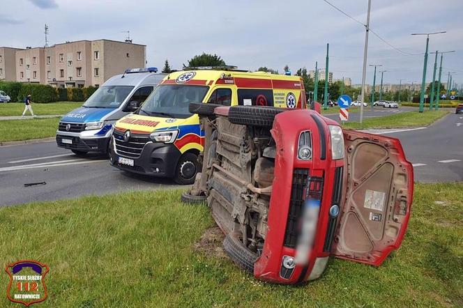 Zderzenie dwóch samochodów na ul. Jaśkowickiej w Tychach