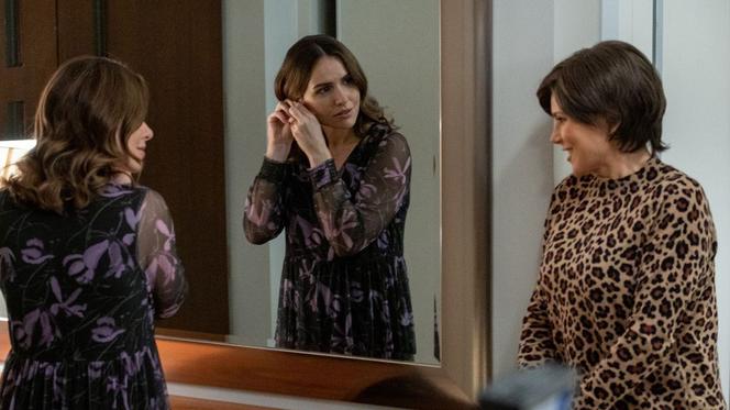 Na dobre i na złe, odcinek 808: Hania wpadnie na kradzieży skarbu Wawrzyniaka. Ojciec Tadka zauważy kolczyki, które dostała od Lucyny - ZDJĘCIA