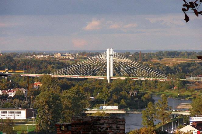 Awaria mostu na al. Solidarności w Przemyślu. Wprowadzono ograniczenia i objazdy