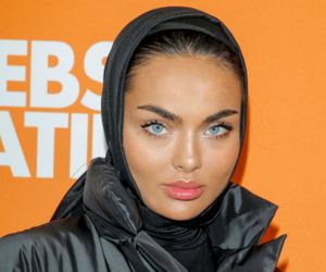 Zusje na ściance z okazji premiery nowego randkowego show. Czy celebryci znajdą miłość życia?