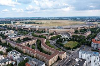 Od twierdzy Modlin po berlińskie lotnisko. Najdłuższe budynki w Europie