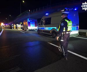 Dantejskie sceny na DK1. W kraksie brało udział 9 pojazdów. Zaczęło się od kierowcy bmw