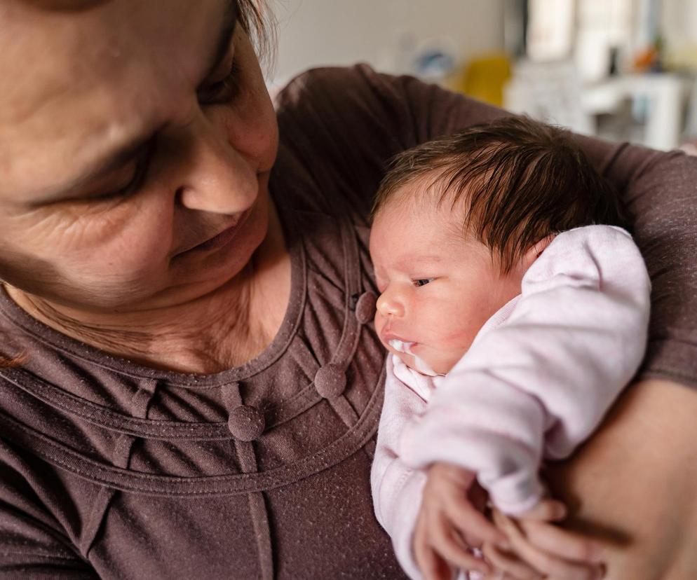 Ulegałam teściowej i wylądowałam z noworodkiem w szpitalu. Mam wielki żal do siebie