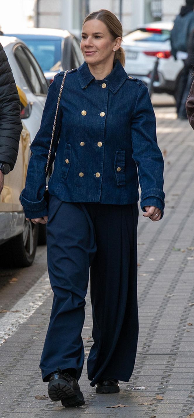 Pierwsza dama w eleganckim butiku