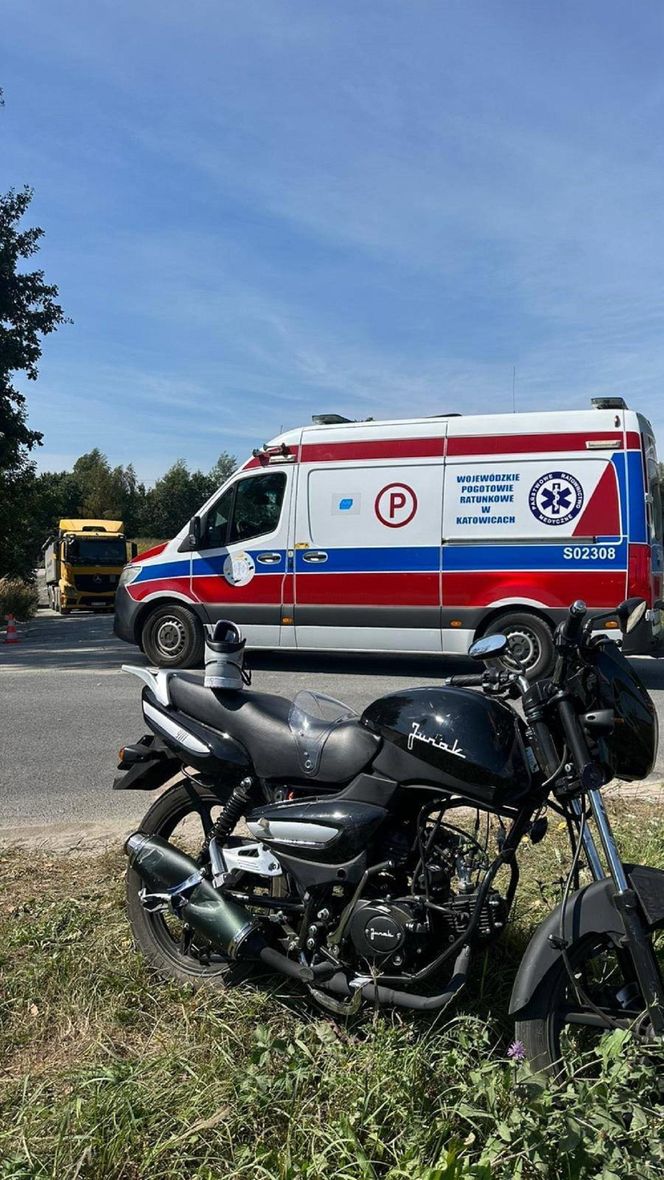 Wypadek w gminie Bojszowy. Motocyklista w szpitalu. Na miejscu lądował śmigłowiec LPR