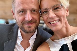 Ślub znanego dziennikarza. Anita Werner wystroiła się w zakazane kolory