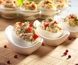 Jajka wielkanocne - 13 przepisów na pyszne jajka nadziewane